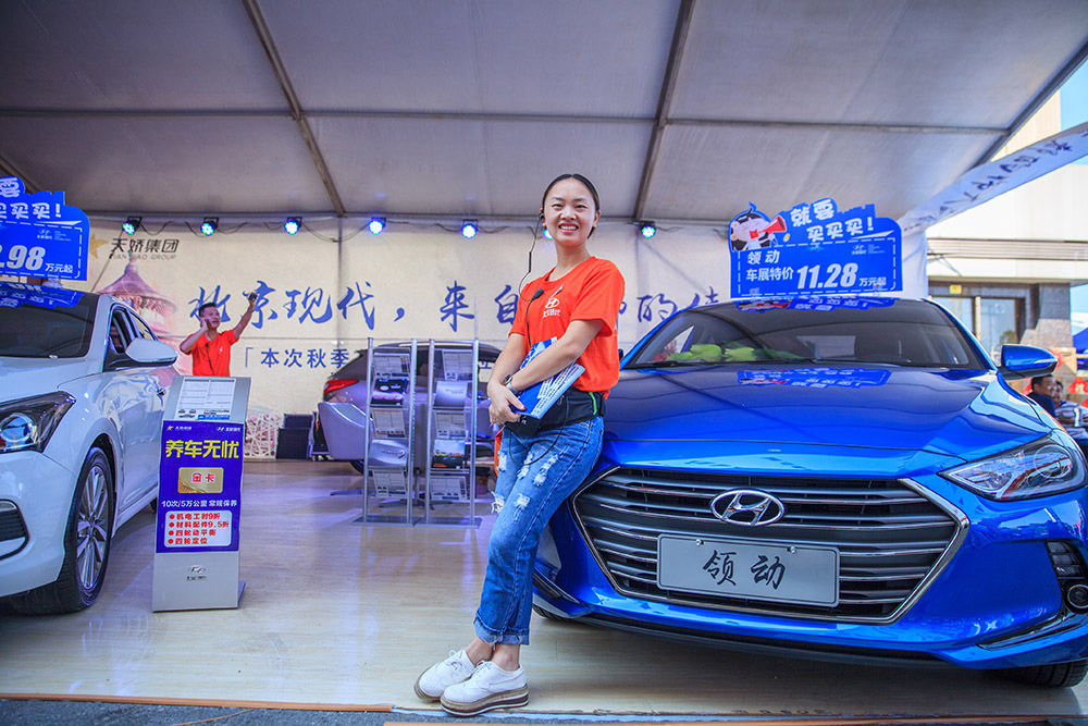 【車展第一天】遇到那個TA，放棄蘋果8......